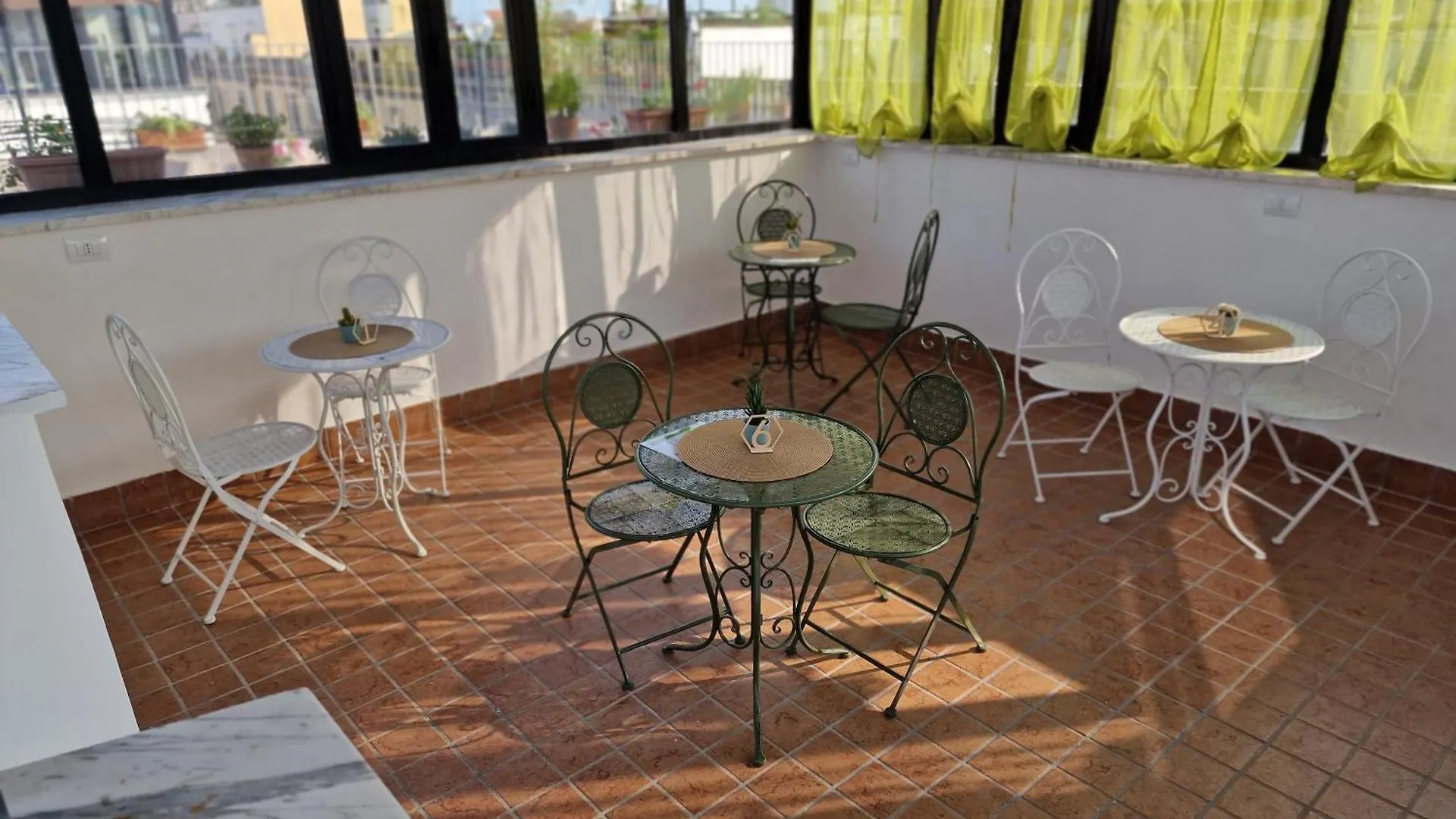 Hotel La terrazza delle fate Napoli 0*,